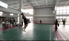 为什么说德州扑克是人类性格的放大镜（在牌桌上看人性：德州扑克揭示的性格真相）